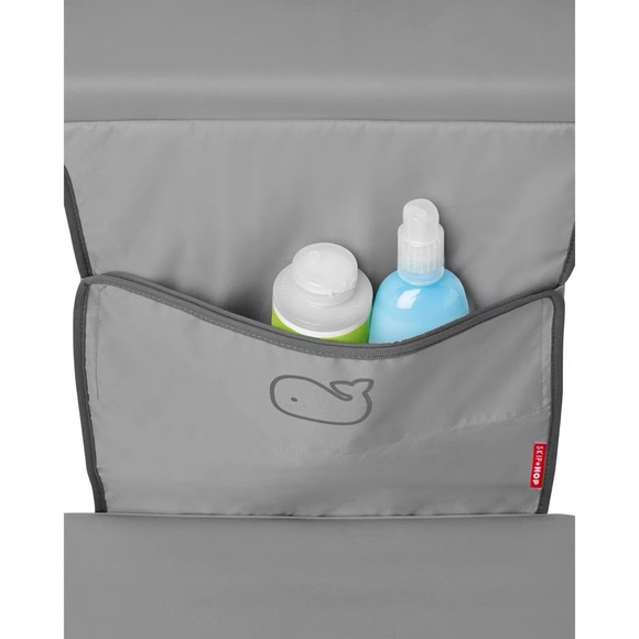 ☃️ 3/$15 Skip Hop All In One Kneeler & Elbow Saver - Picture 5 of 9